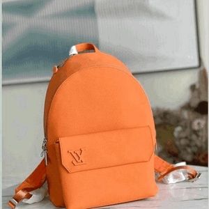 Meet your Posher, Virgil